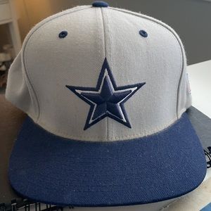 Mitchell & Ness Dallas Cowboys SnapBack Grey Underbill